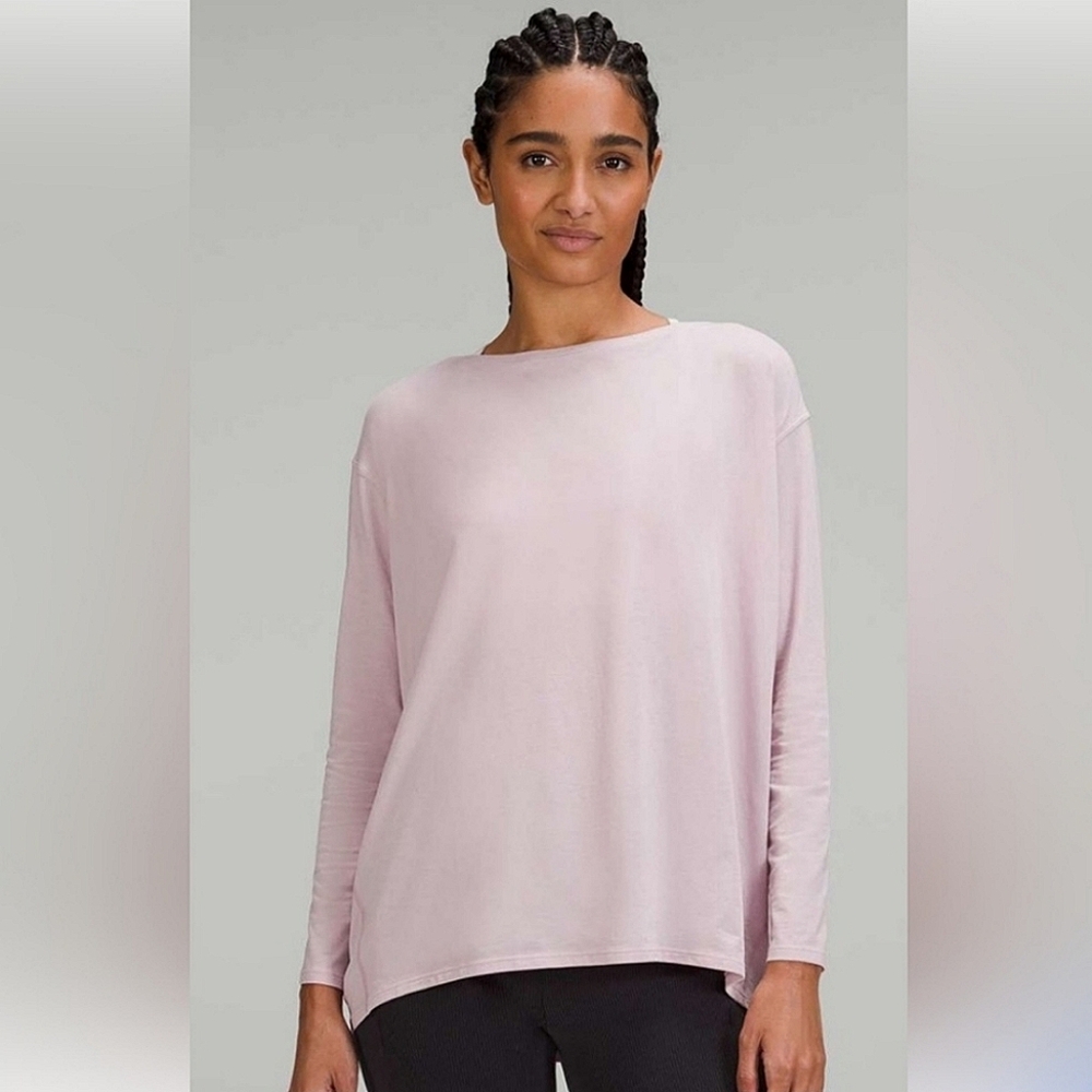 Lululemon Back In Action Long Sleeve in Pink size 2